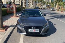 نيسان ألتيما